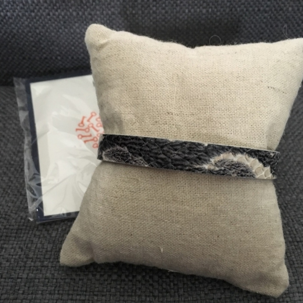 Keep Collective snakeskin print band